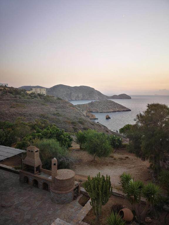 Syros Apartments Suites Chryssonisos Kini Exterior photo